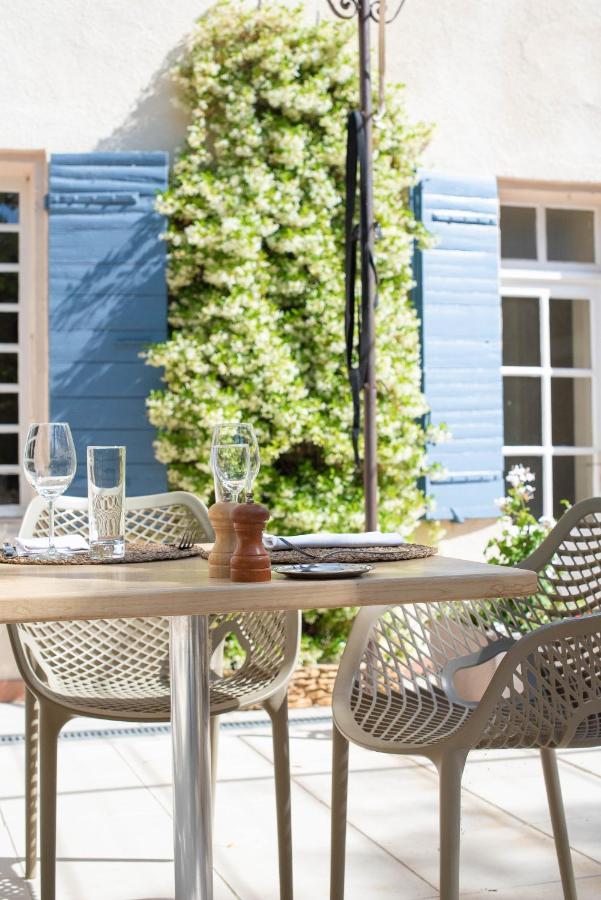 Societe Hoteliere De Montmirail Gigondas Exterior photo